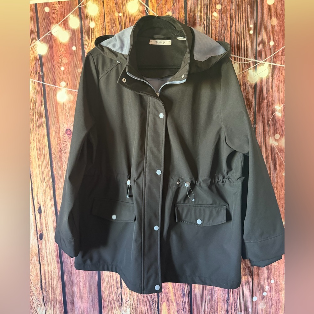 In Every Story Soft Shell Black Utility Jacket with Hood Size 1X